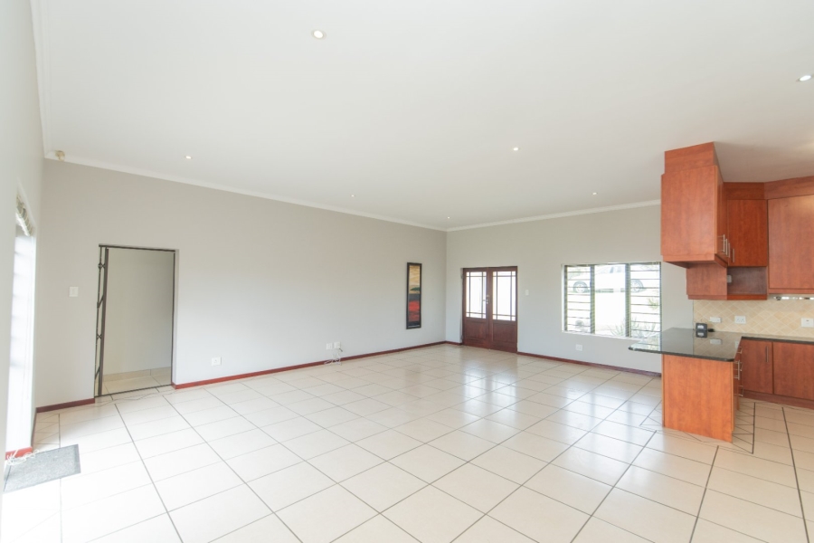 To Let 3 Bedroom Property for Rent in Lovemore Heights Estate Eastern Cape